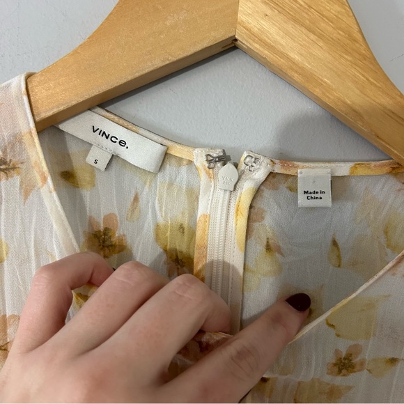 Vince Pressed Petal Blouse Yellow Floral Pleated Crinkle Semi Sheer Top - Picture 3 of 12